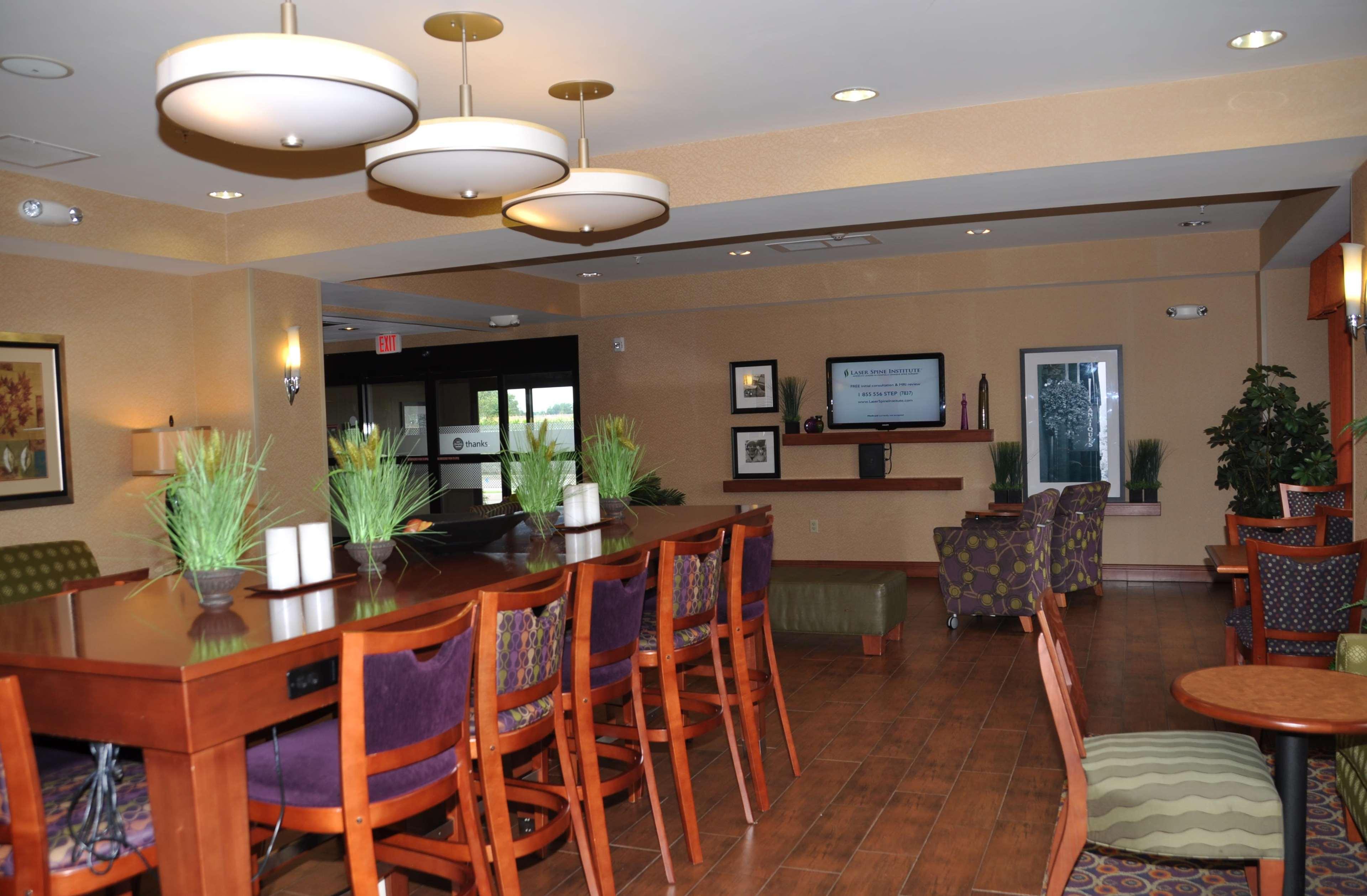 Hotel Hampton Macomb