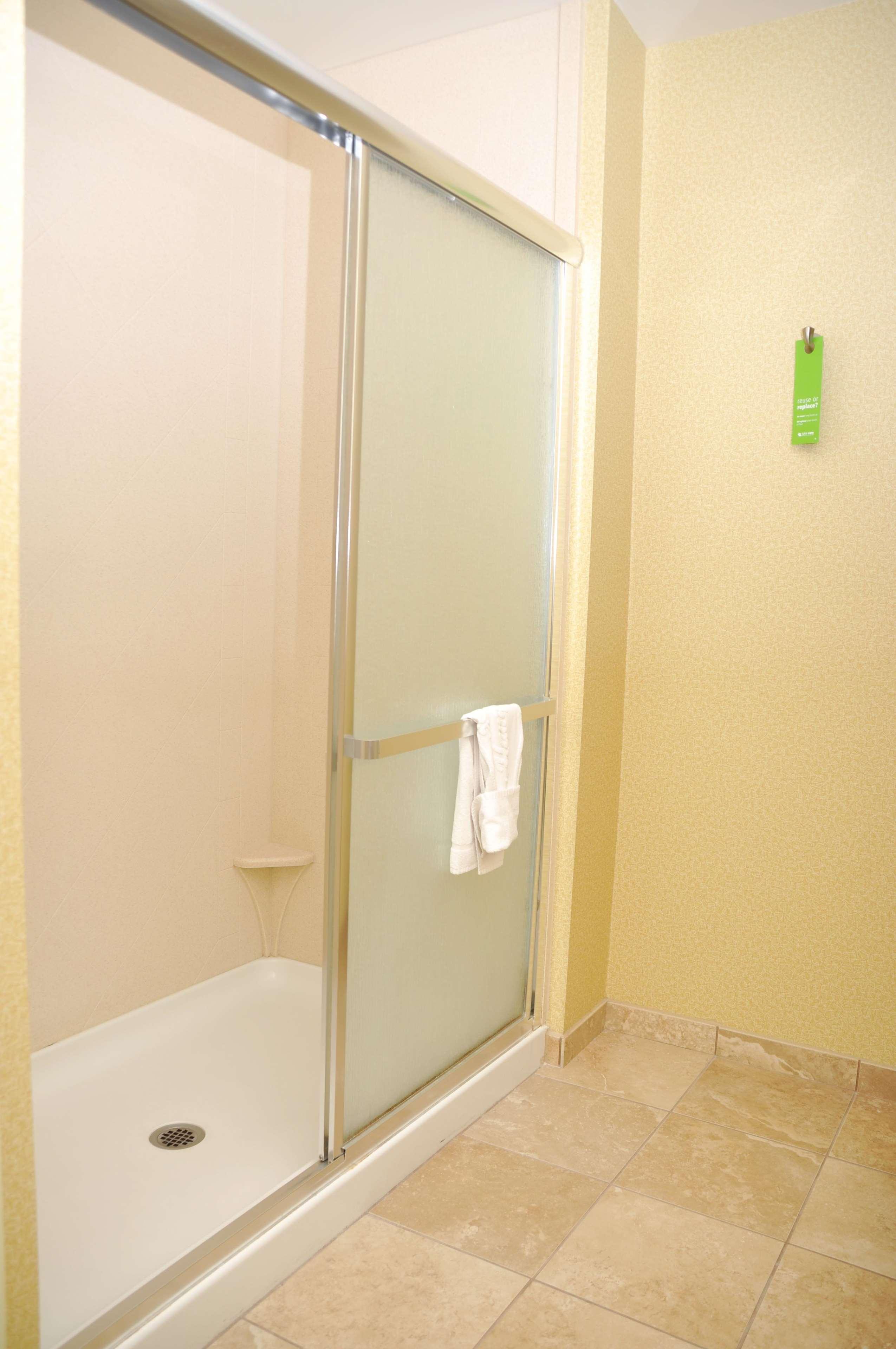 Hampton Hotel 3*